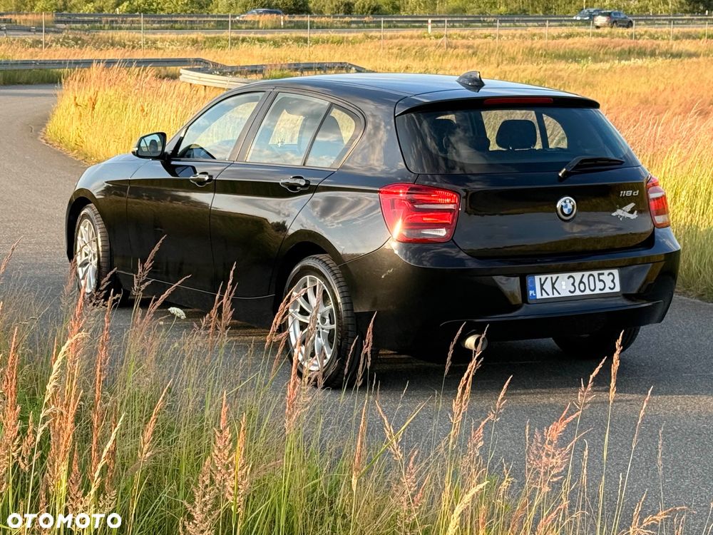 BMW Seria 1 118d - 5