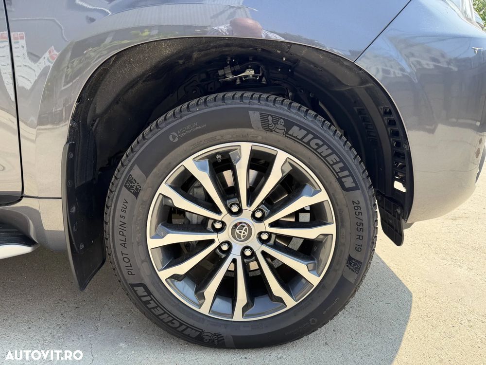 Toyota Land Cruiser 2.8 D-4D Automatik TEC-Edition - 12