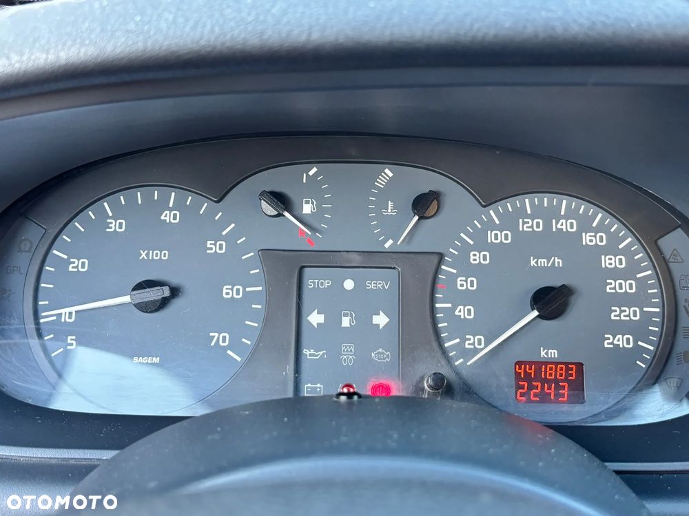 Renault Megane 1.4 16V Expression - 14