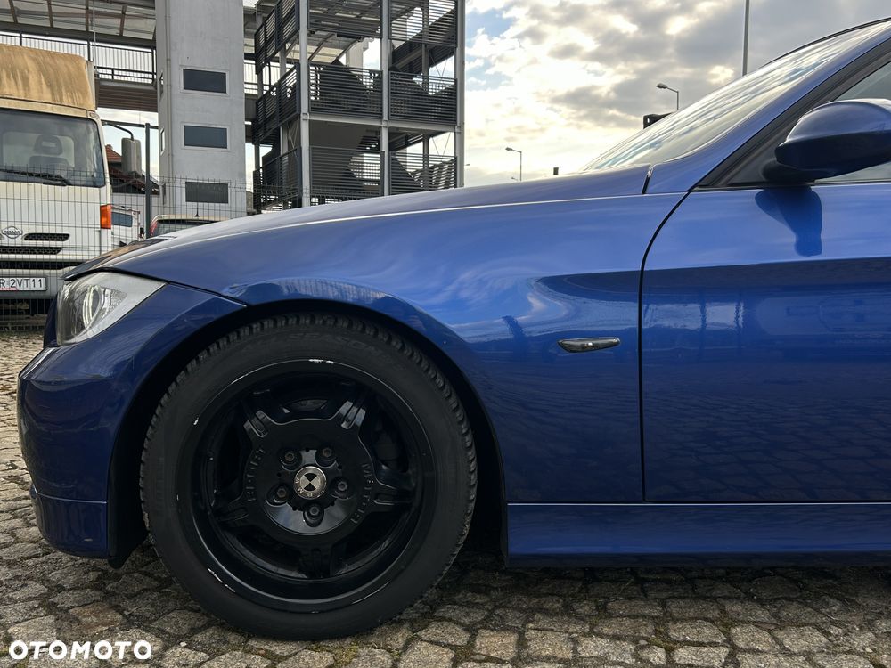 BMW Seria 3 - 25