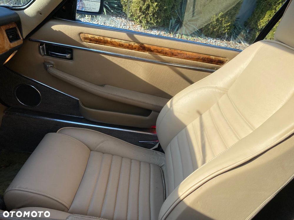 Jaguar XJS - 18