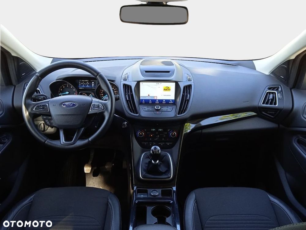Ford Kuga 1.5 EcoBoost 2x4 Titanium - 12