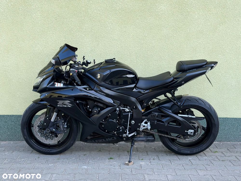 Suzuki GSX-R - 24