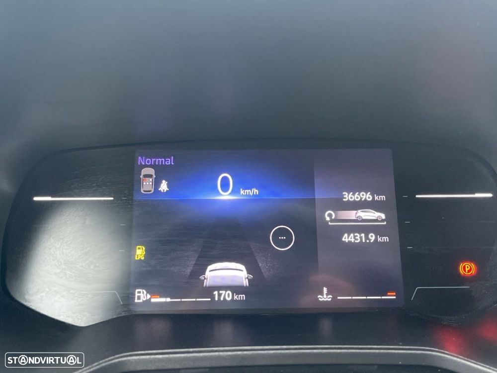 Renault Clio 1.0 TCe Evolution Bi-Fuel - 3