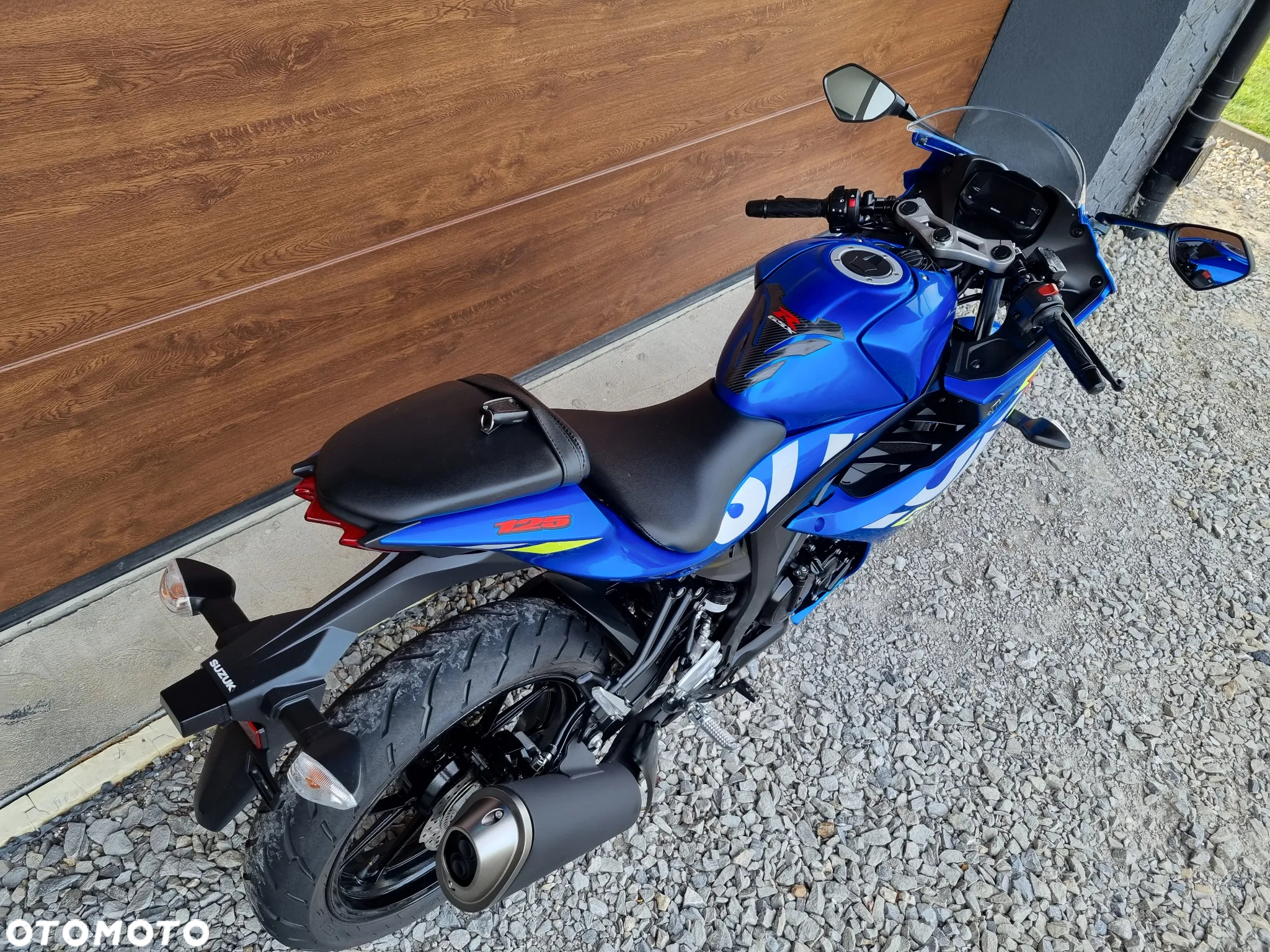 Suzuki GSX-R - 11