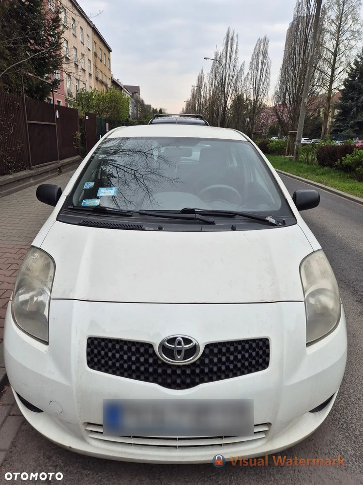 Toyota Yaris 1.0 Terra - 5