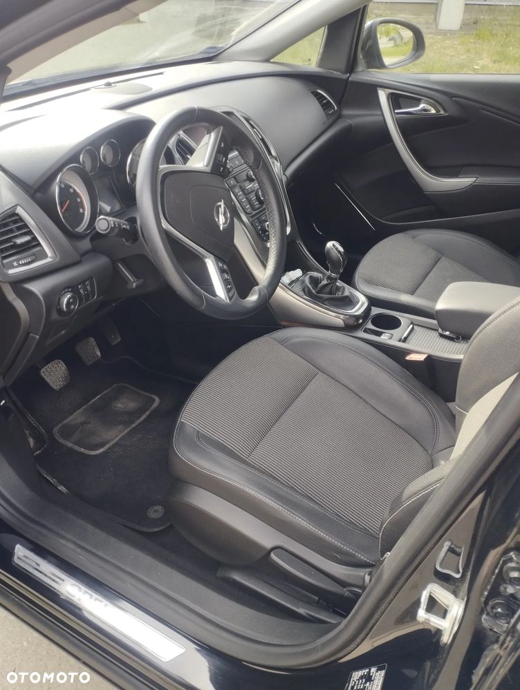 Opel Astra 1.4 Turbo - 5