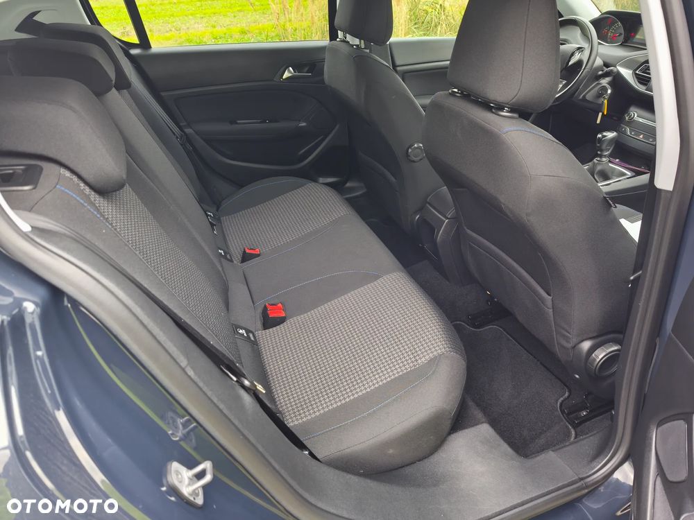 Peugeot 308 PureTech 110 Stop & Start Active - 8