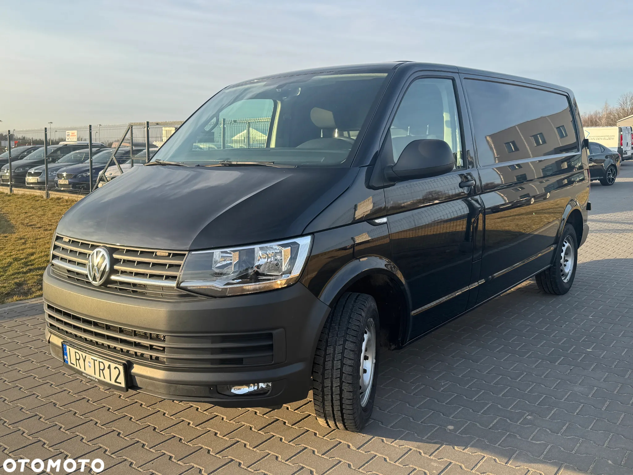 Volkswagen Transporter - 5