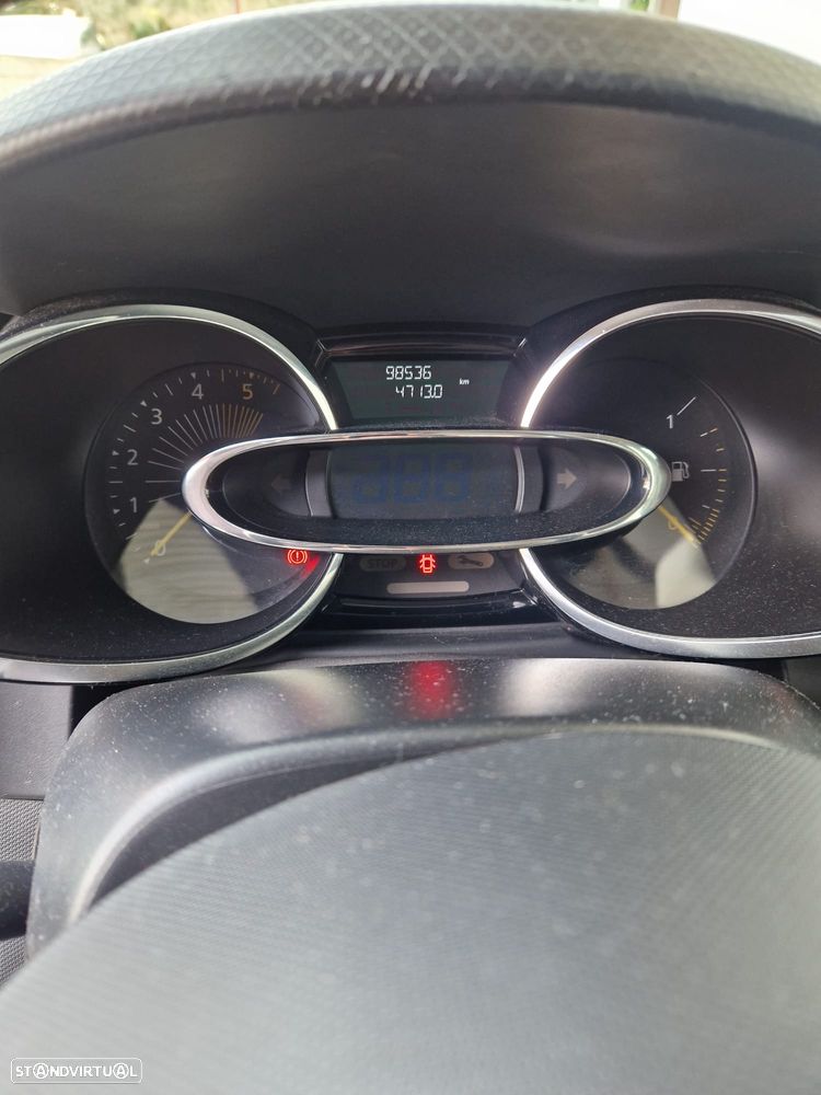 Renault Clio Sport Tourer 1.5 dCi - 6