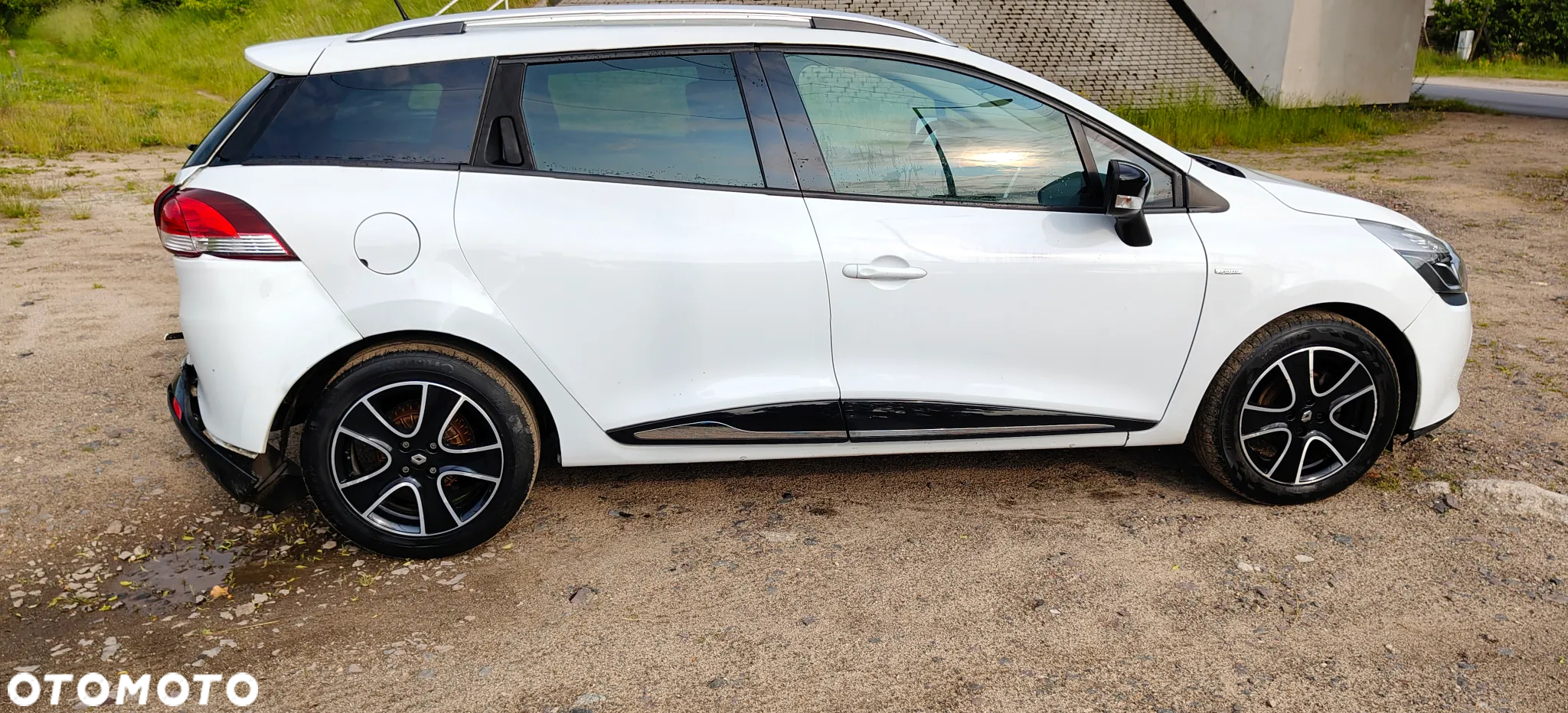 Renault Clio (Energy) TCe 90 Start & Stop LIMITED - 11