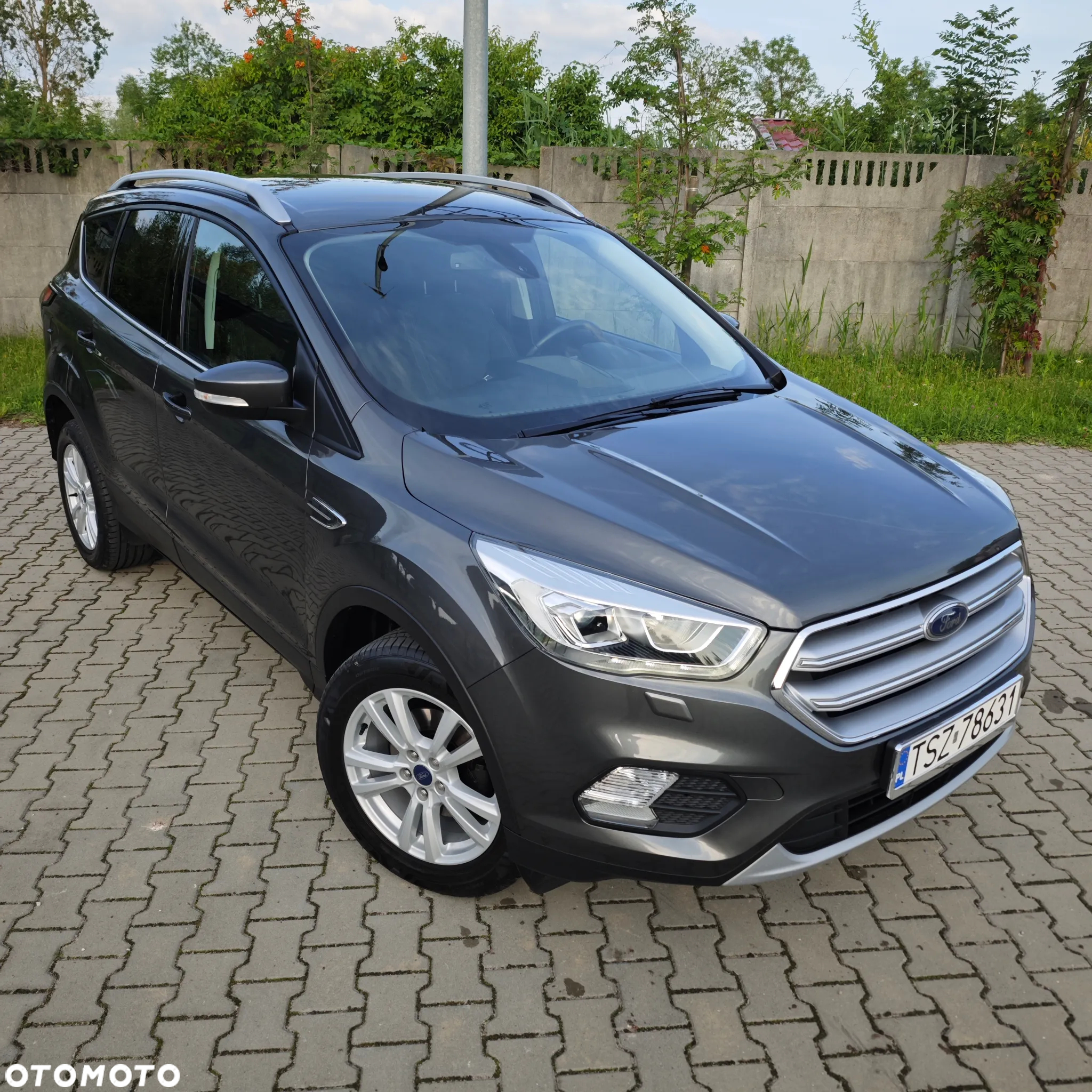 Ford Kuga 1.5 EcoBoost 2x4 Cool & Connect - 20