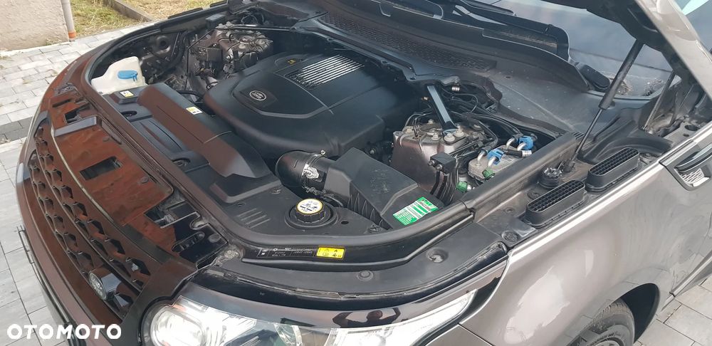 Land Rover Range Rover Sport D250 (SDV6) HSE - 12