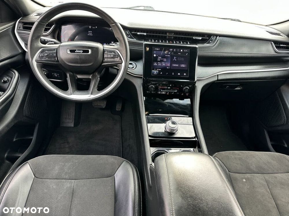 Jeep Grand Cherokee - 10
