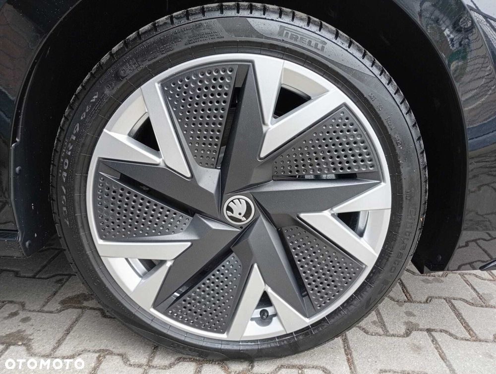 Skoda Superb - 35