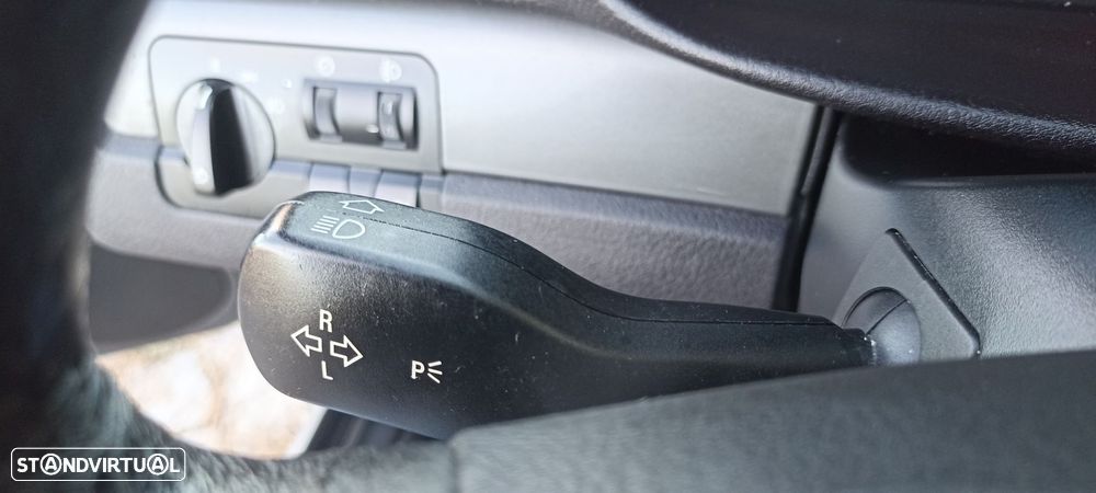 BMW 318 d Touring - 20