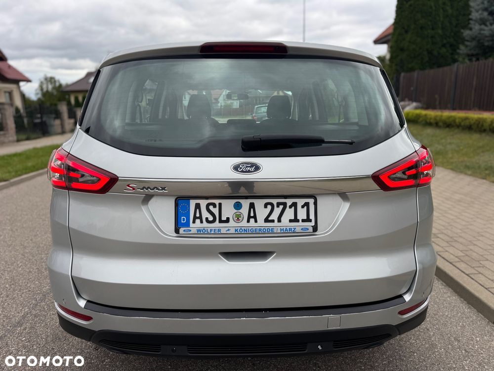 Ford S-Max 2.0 EcoBlue Titanium - 11
