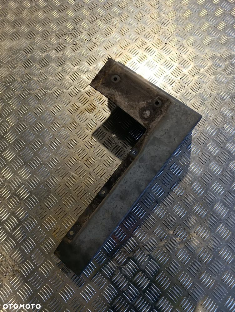 MERCREDES ATEGO PRZEDŁUŻENIE STOPNICY NADKOLE KABINY PRAWE LEWE - 1