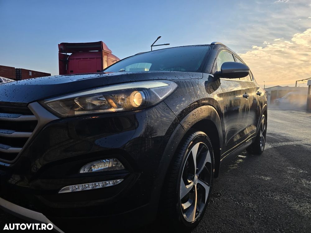 Hyundai Tucson 2.0 CRDI 4WD 6AT Premium+ - 1