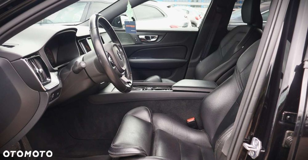 Volvo V60 - 13