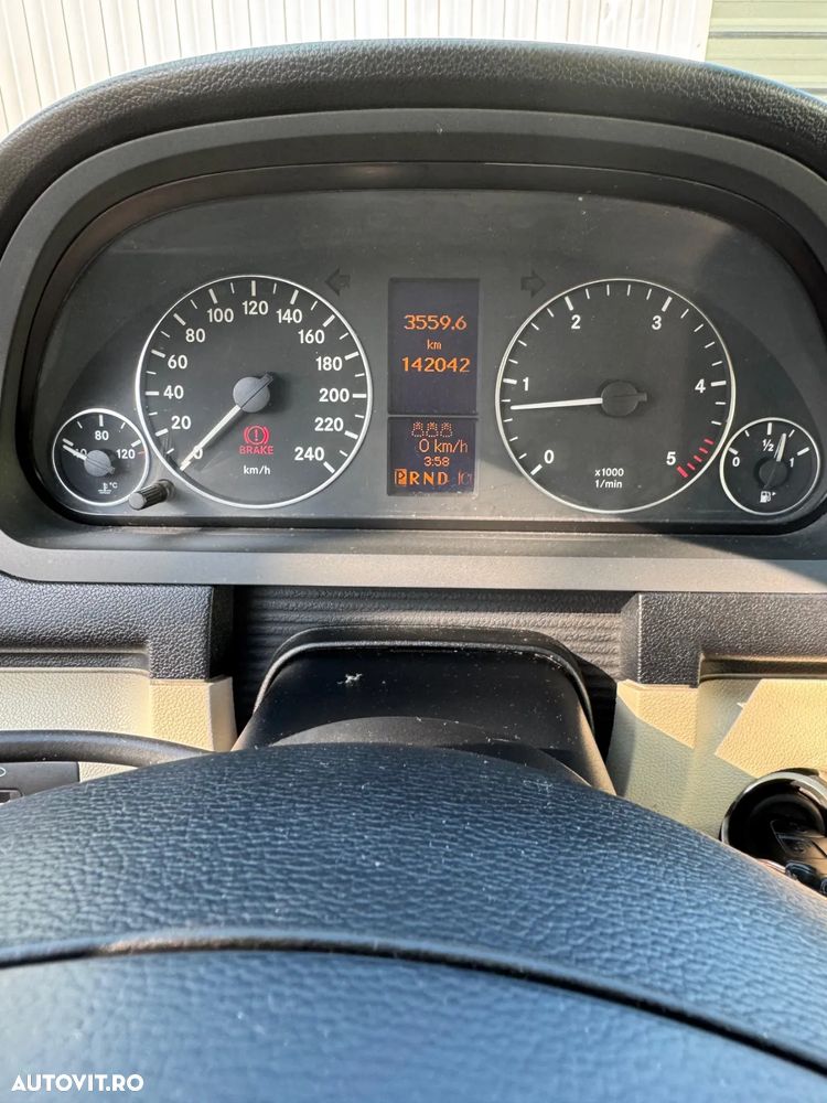 Mercedes-Benz A - 5