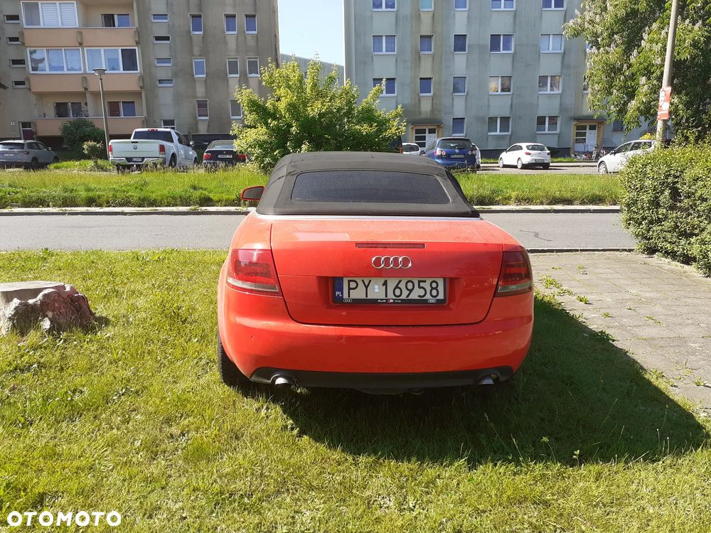 Audi A4 Cabrio 2.0 TDI DPF - 5