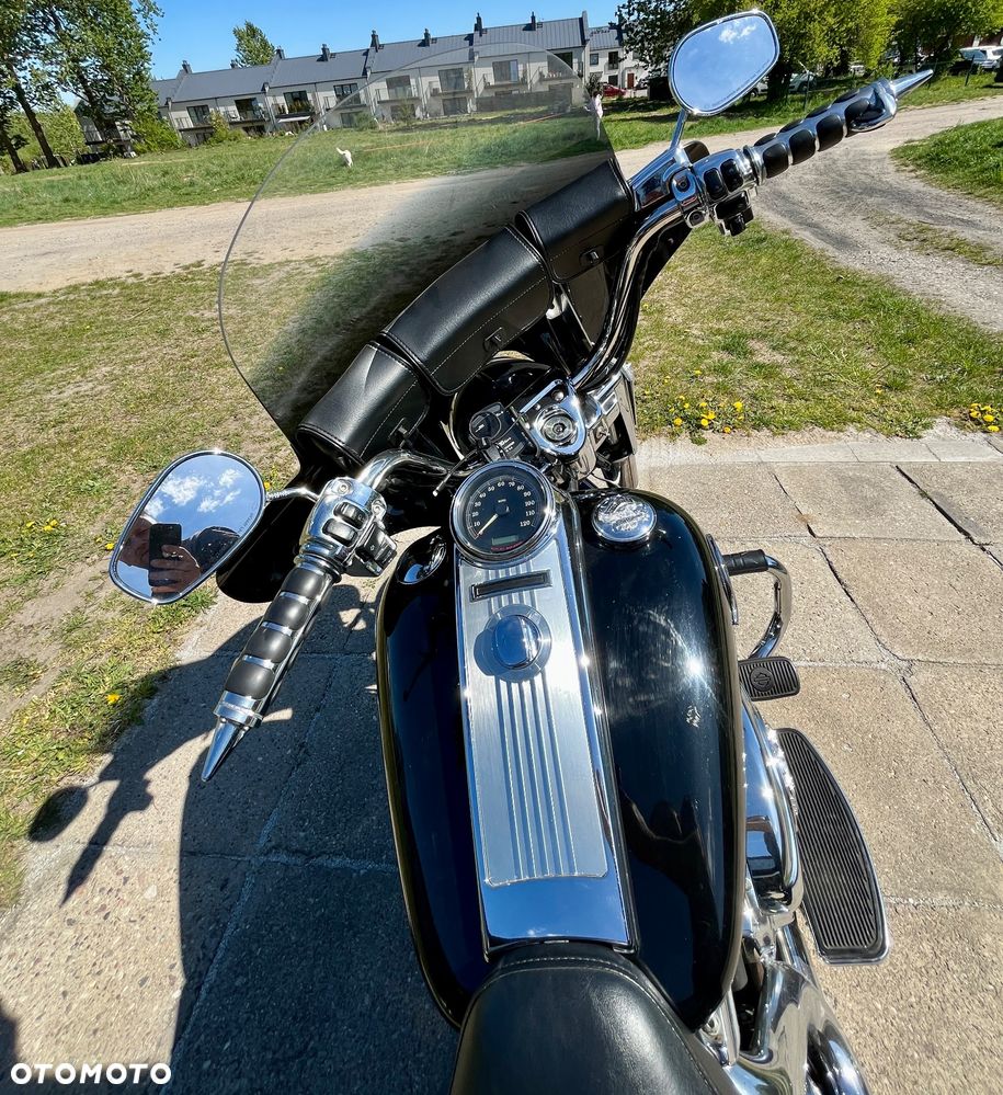 Harley-Davidson Touring Road King - 12