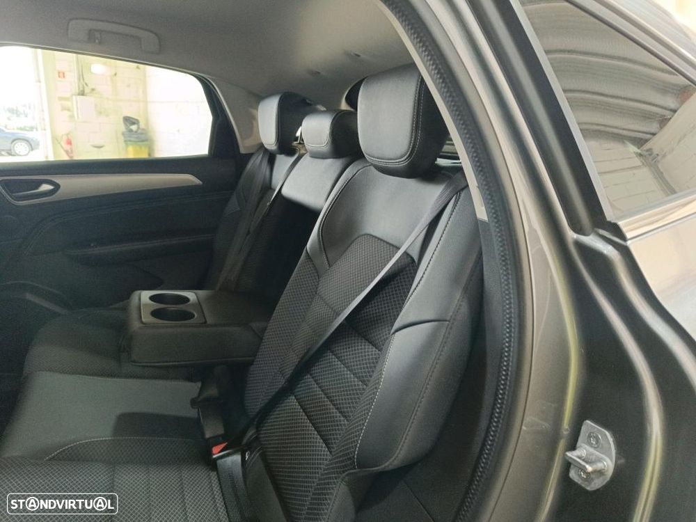 Renault Arkana 1.6 E-Tech Intens - 9