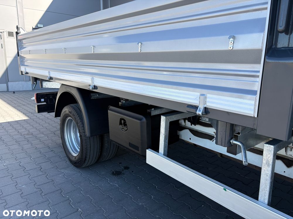 Mercedes-Benz Sprinter 519 - 26