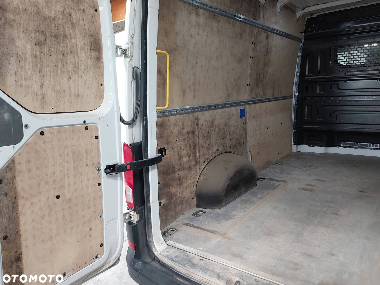 Volkswagen Crafter - 29
