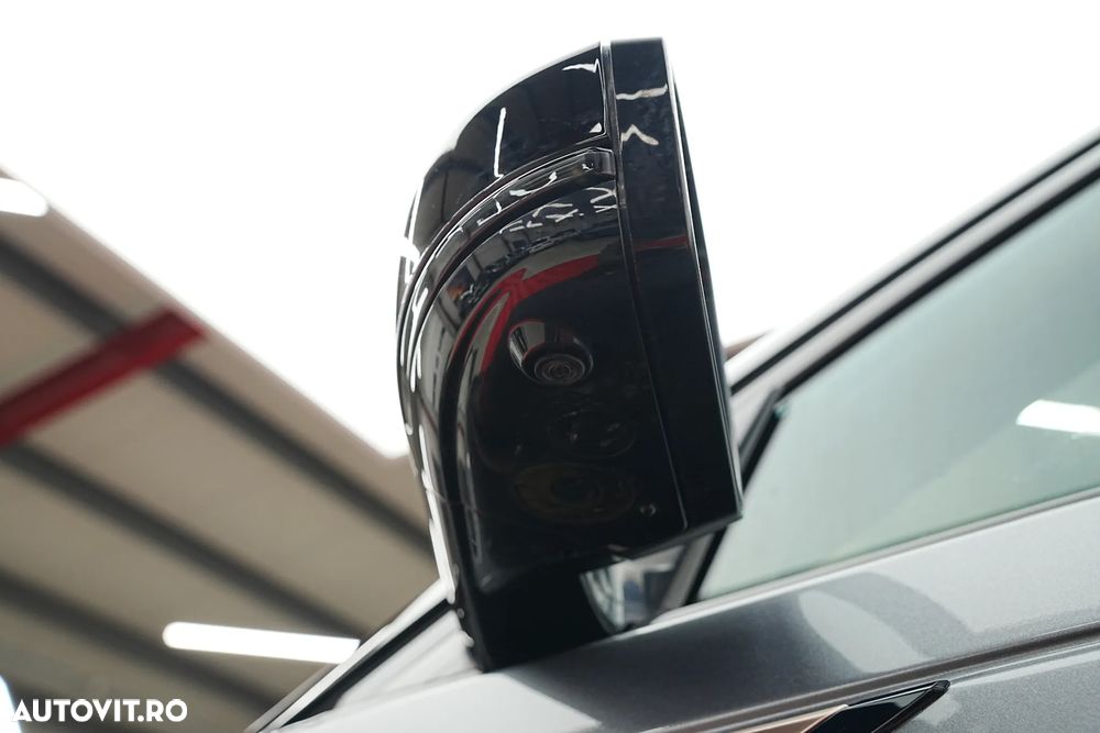 Land Rover Range Rover Velar 2.0 R-Dynamic SE - 32