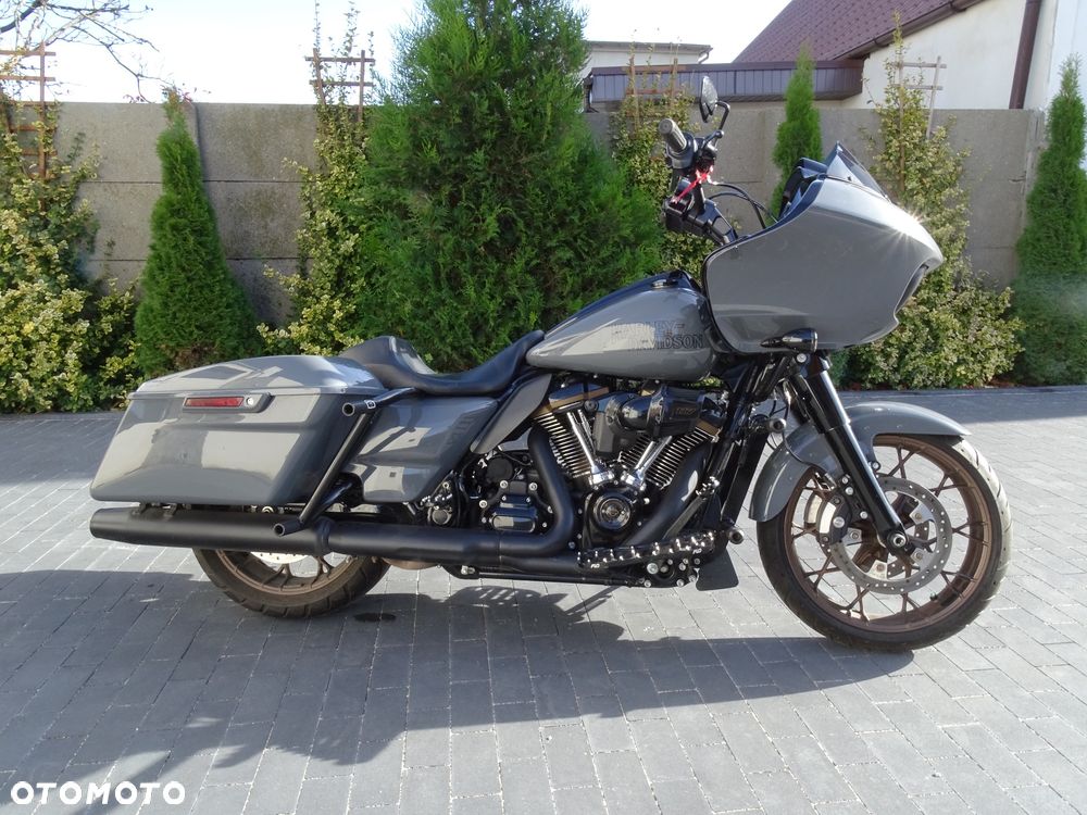 Harley-Davidson Touring Road Glide - 8