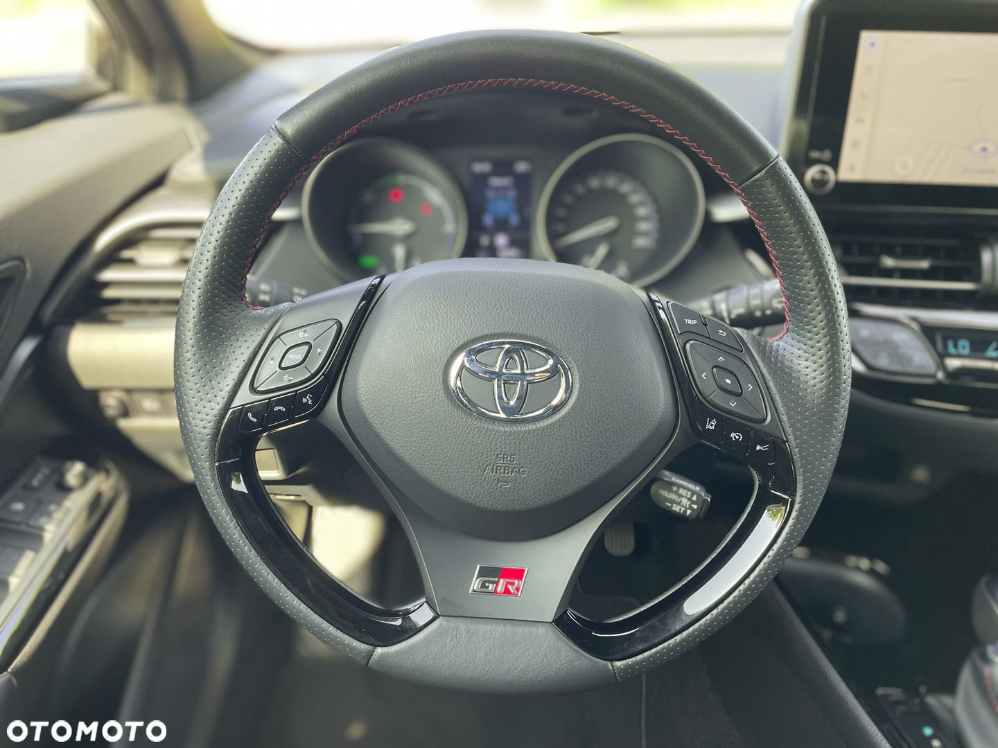Toyota C-HR - 16