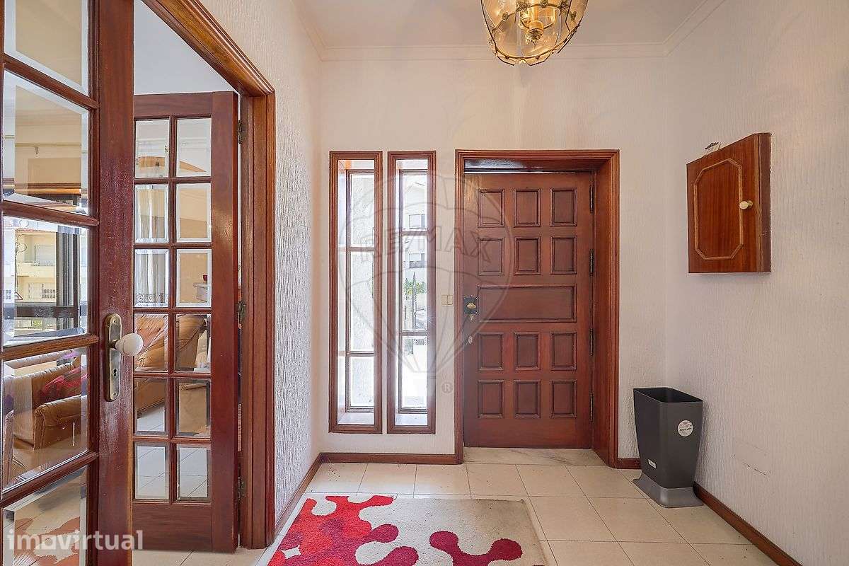 Moradia T5 para venda - Grande imagem: 2/39