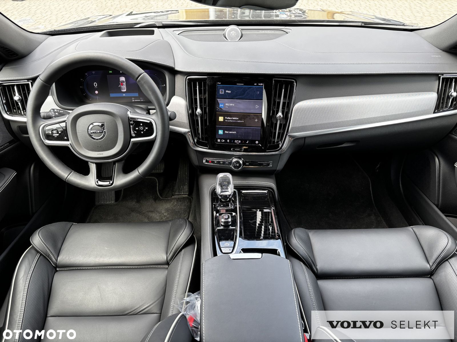 Volvo S90 - 17