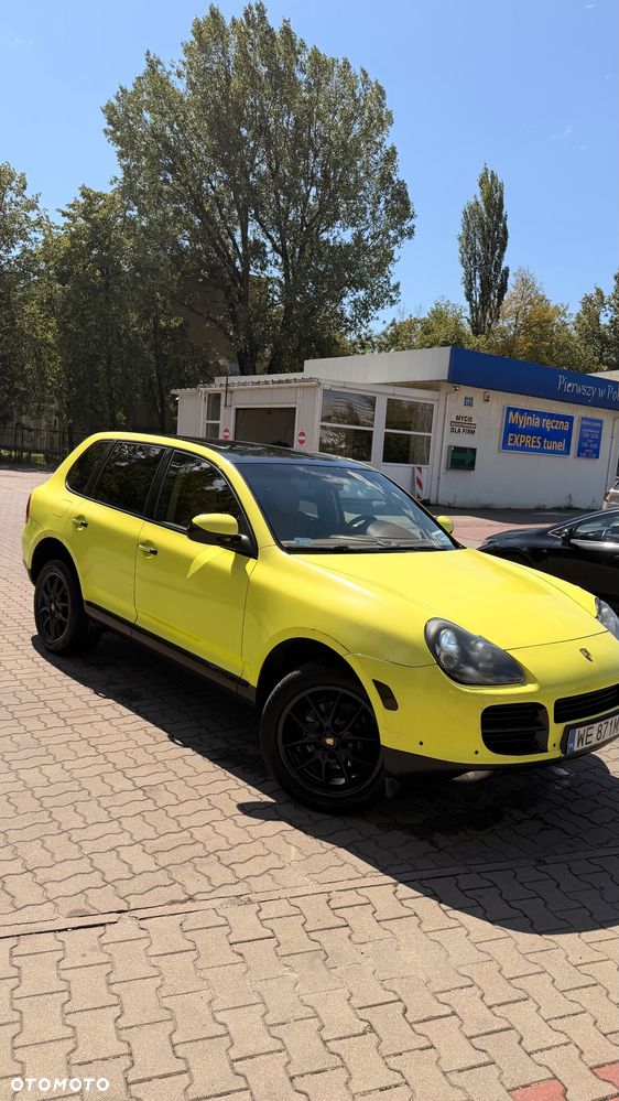 Porsche Cayenne - 3