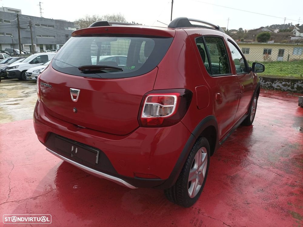 Dacia Sandero 0.9 TCe Stepway - 6