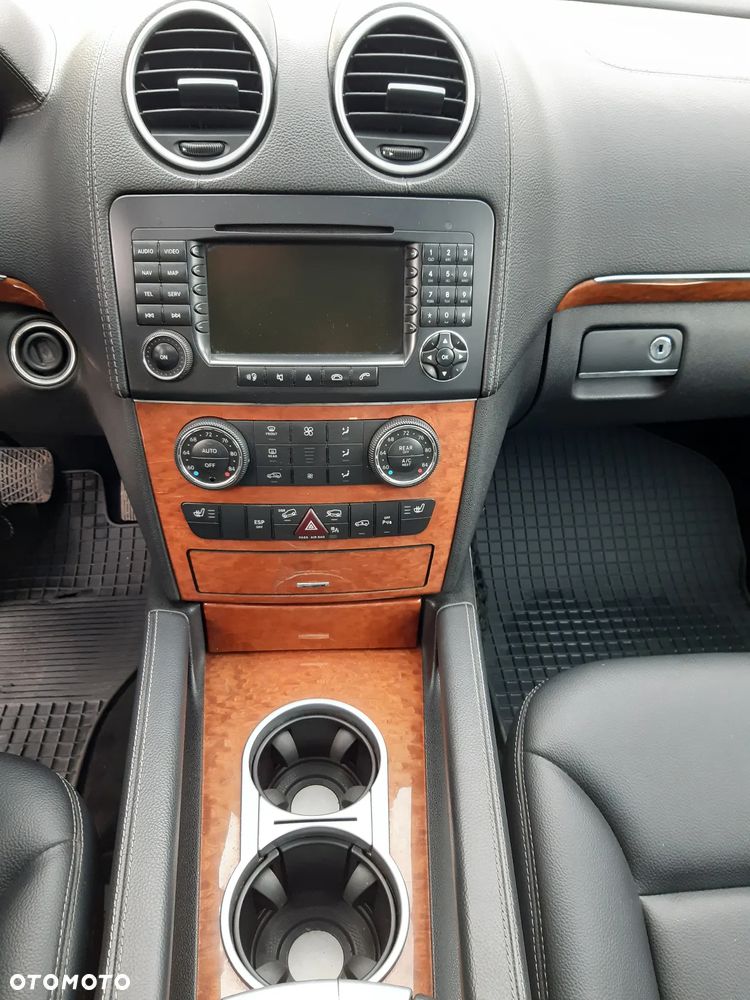 Mercedes-Benz GL 320 CDI - 28