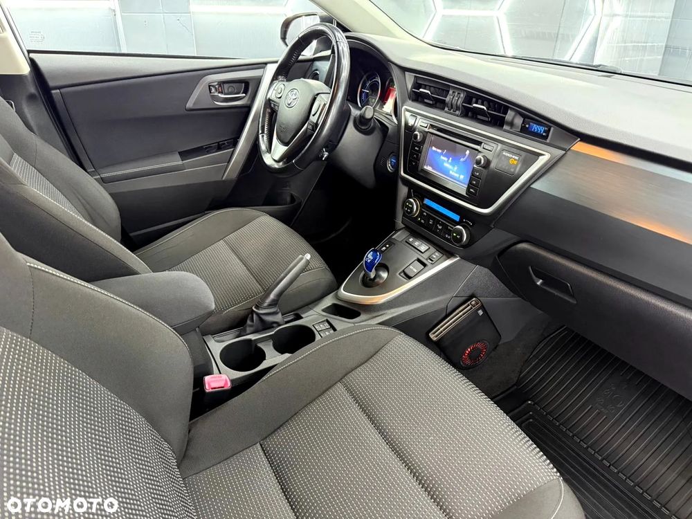 Toyota Auris - 31