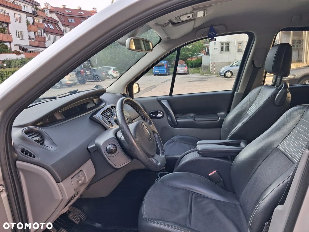 Renault Scenic 1.9 dCi Confort Expression - 28