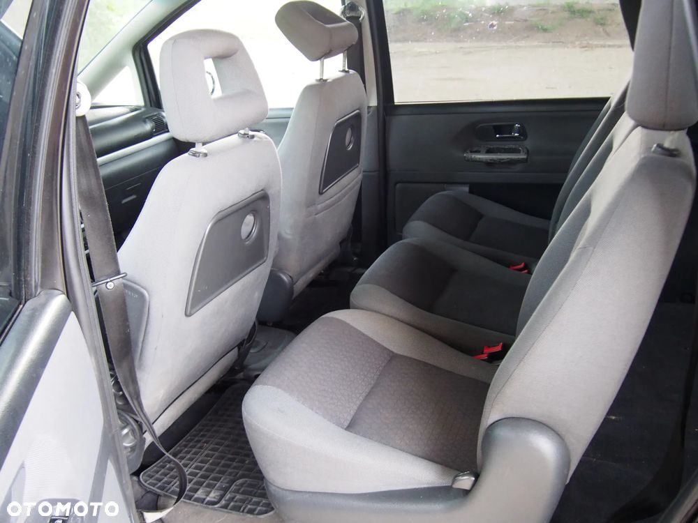 Ford Galaxy TDI Ghia - 12