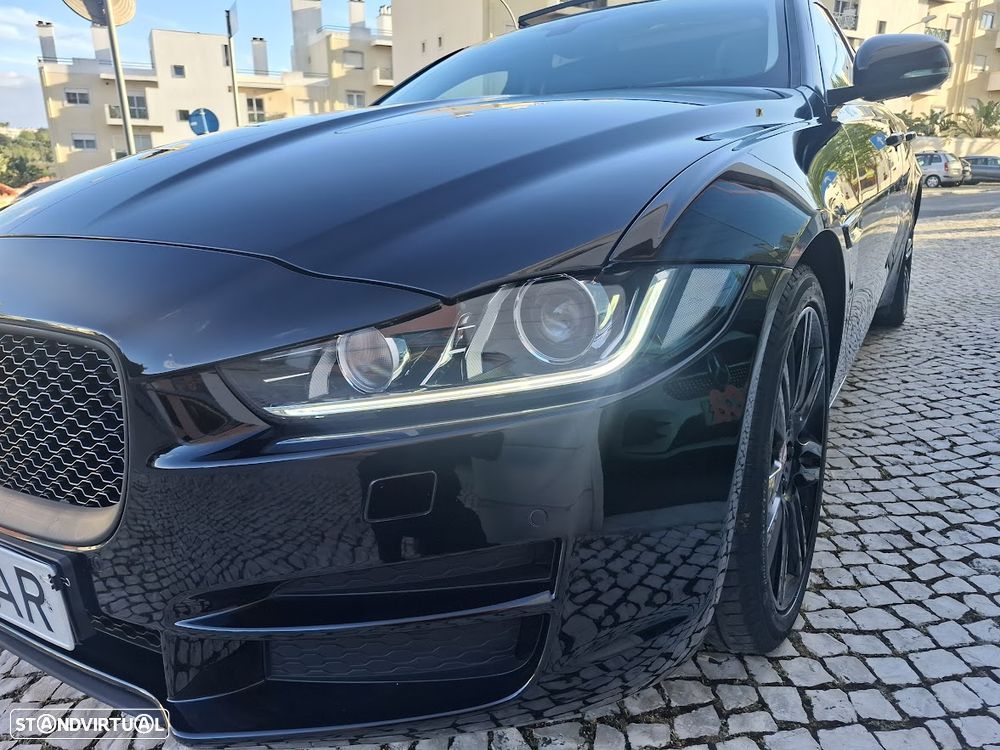 Jaguar XE 2.0 D Prestige Aut. - 52