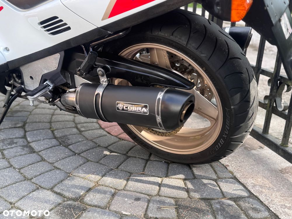 Honda CBR - 21