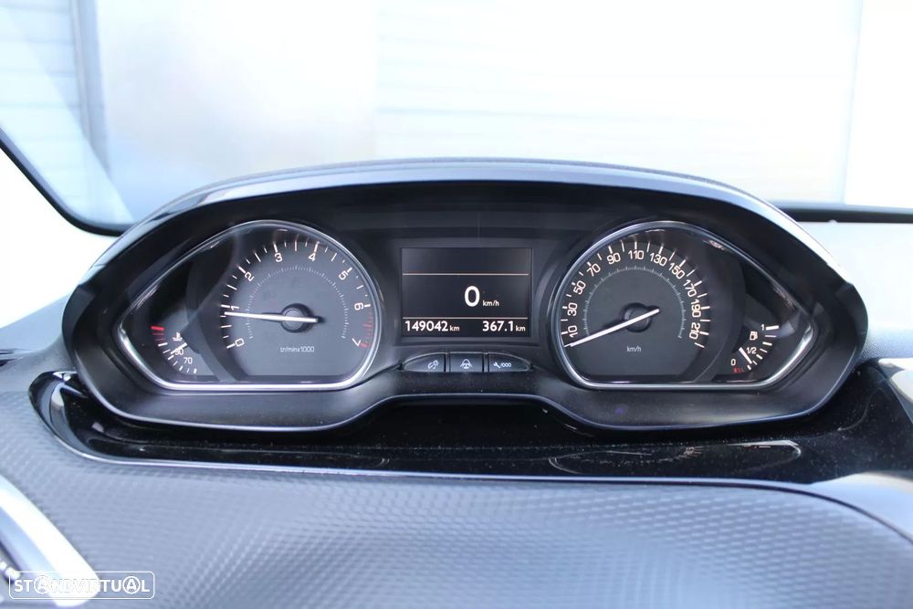 Peugeot 2008 1.2 PureTech Allure - 19