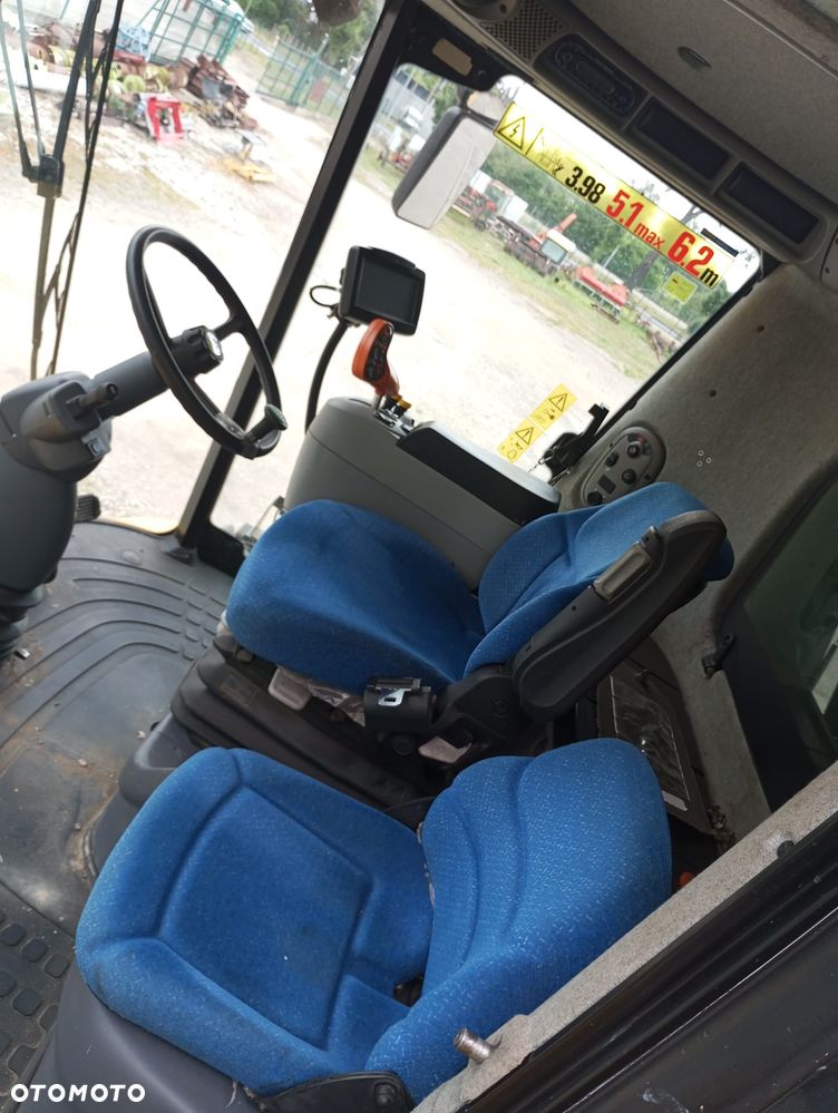 New Holland CX 8040 4x4 - 21