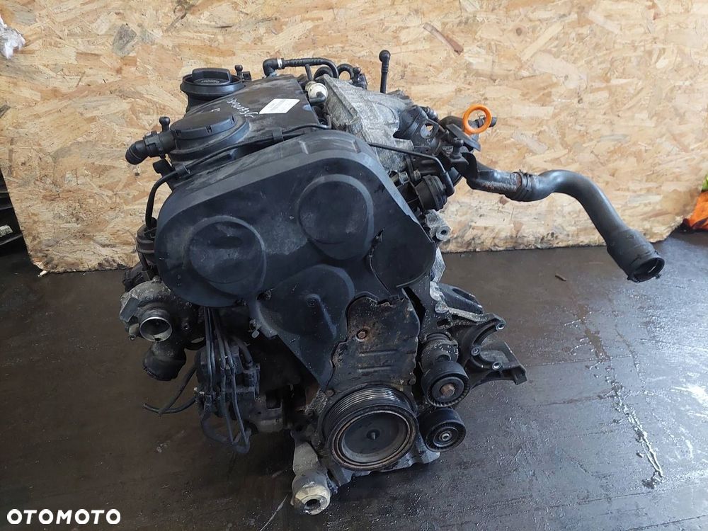 SILNIK DIESEL + UKŁAD WTRYSKOWY + TURBINA AUDI A4 B7 BLB 2.0 TDI - 4