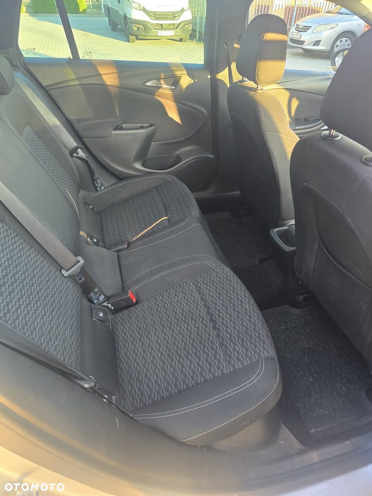 Opel Astra 1.6 D (CDTI) Start/Stop Business - 6