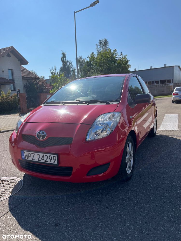Toyota Yaris 1.0 Luna - 2