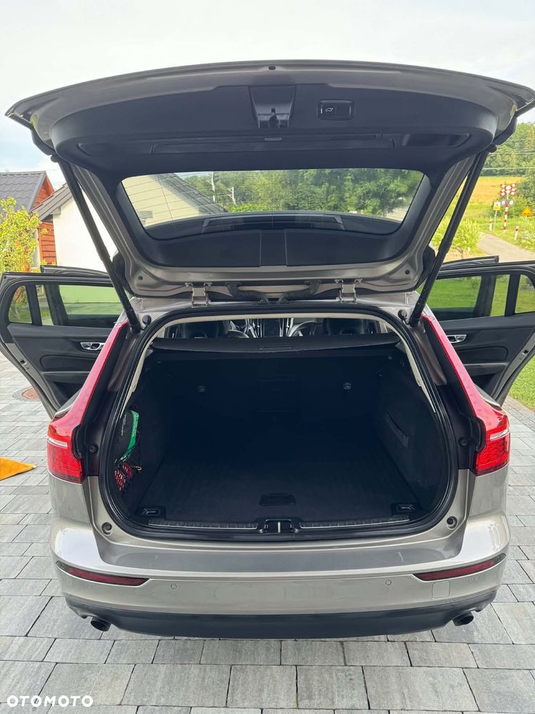 Volvo V60 D3 AWD Momentum - 11