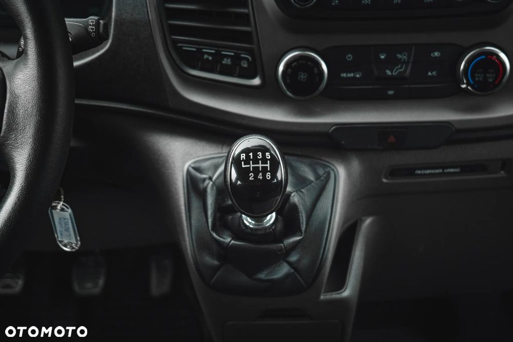 Ford Transit Custom - 12